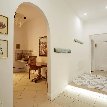 Le Di Vittoria Affittacamere Bracciano (Rome)